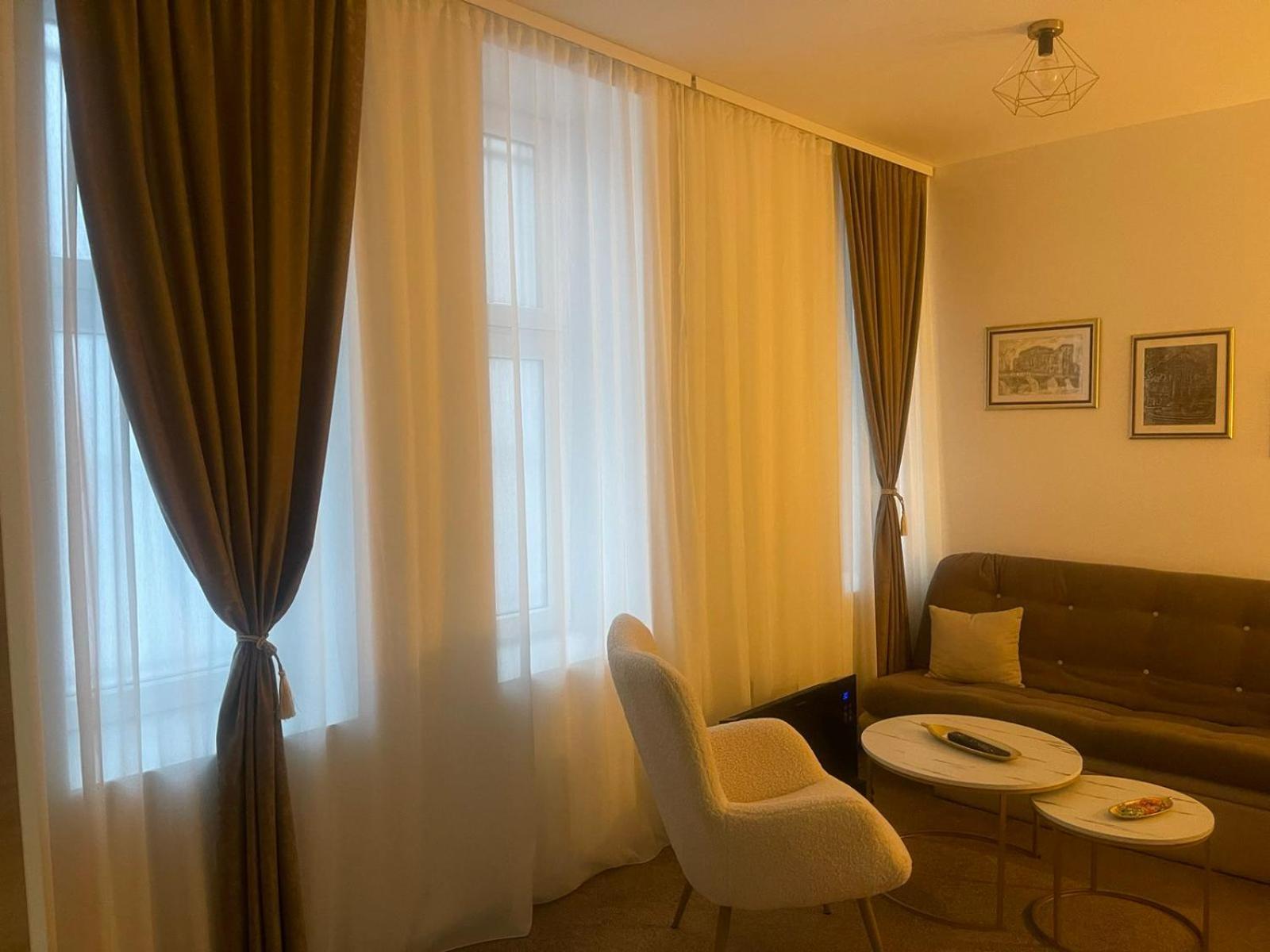 Lily Apartmani SJJ Eksteriør billede